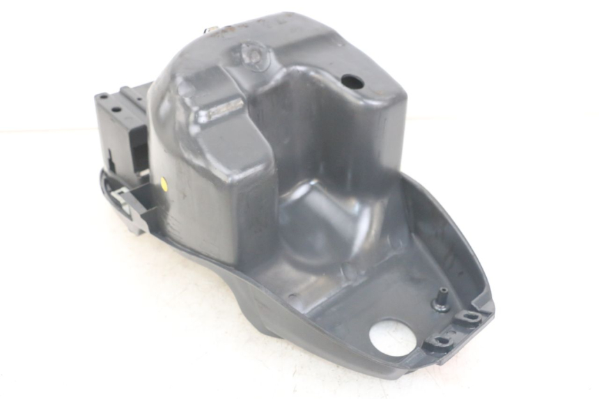 photo de ASIENTO DE ALMACENAMIENTO PIAGGIO LIBERTY 125 (2009 - 2013) - Detalle de la pieza