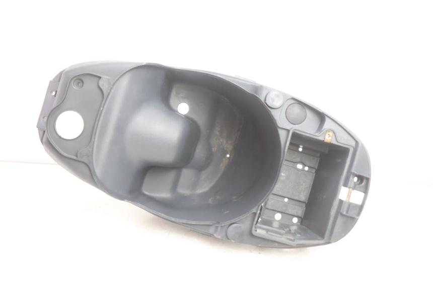 photo de ASIENTO COFRE PIAGGIO LIBERTY 125 (1998 - 2008) - Vista principal