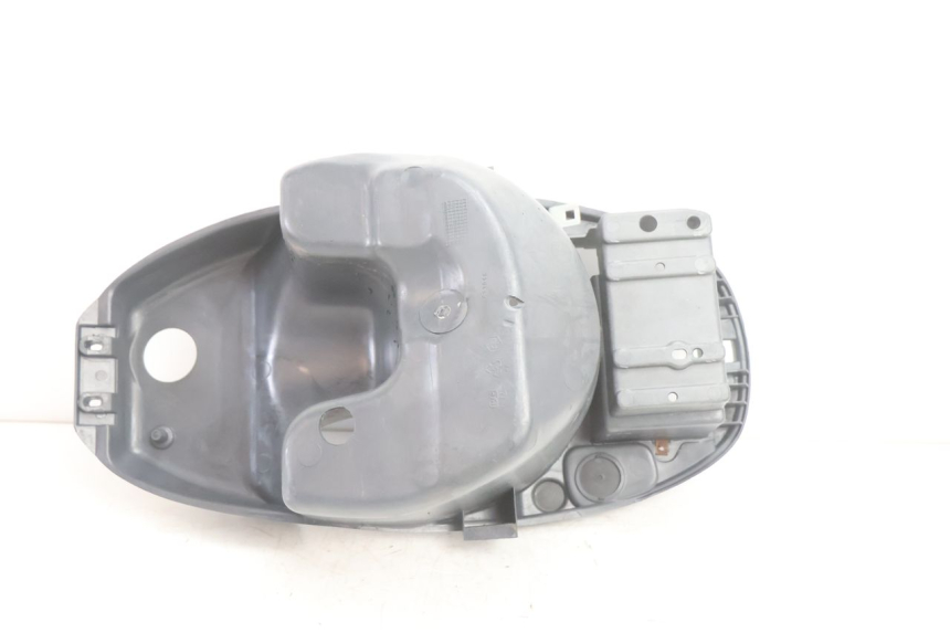 photo de ASIENTO COFRE PIAGGIO LIBERTY 125 (1998 - 2008) - Marcados y referencias originales