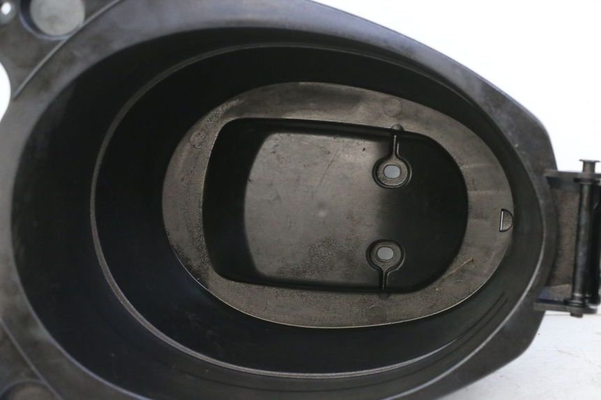 photo de ASIENTO COFRE MBK OVETTO ONE 2T 50 (2013 - 2017) - Primer plano técnico