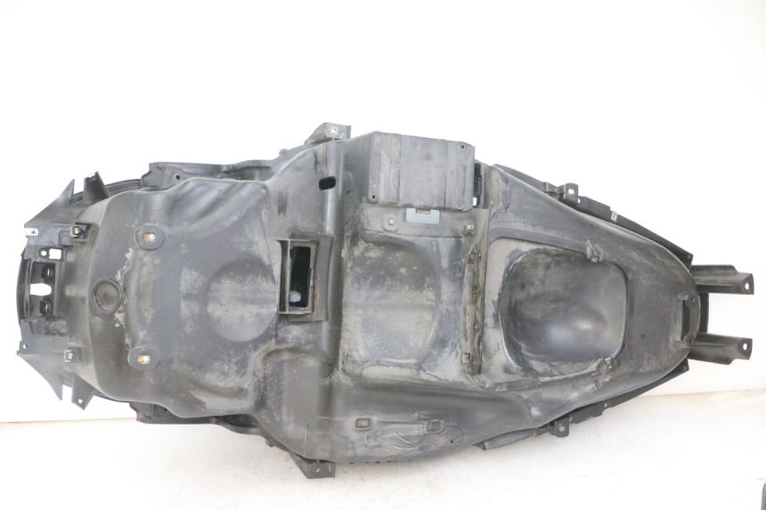 photo de ASIENTO COFRE PIAGGIO MP3 LT 300 (2010 - 2016) - Primer plano técnico