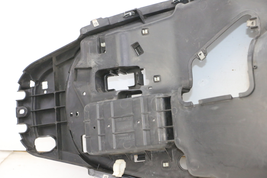 photo de ASIENTO COFRE PIAGGIO MP3 500 (2014 - 2017) - Vista general del producto