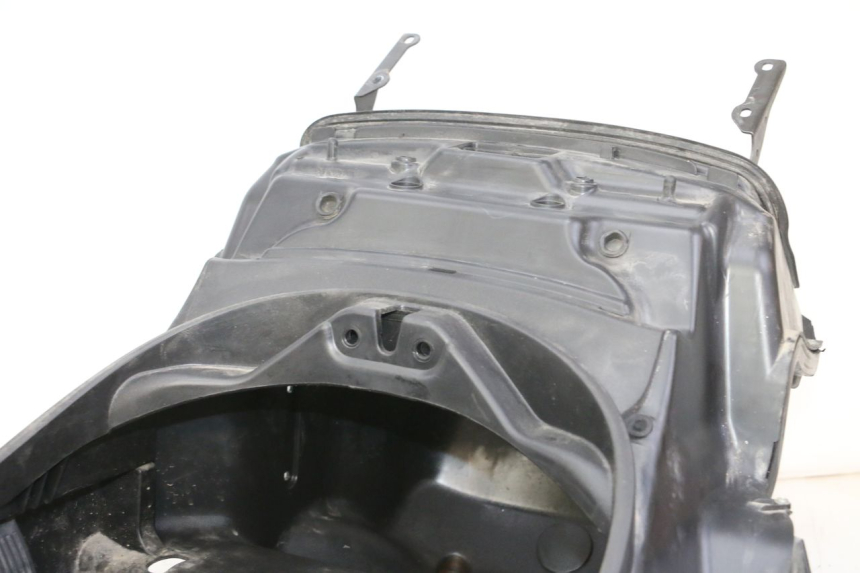 photo de ASIENTO COFRE PIAGGIO MP3 RL 250 (2006 - 2010) - Detalle de la pieza