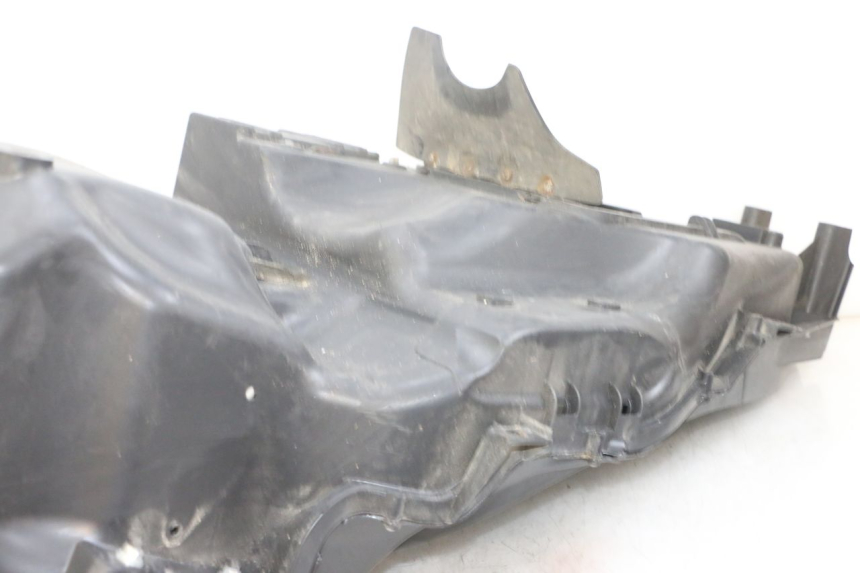 photo de ASIENTO COFRE PIAGGIO MP3 RL 250 (2006 - 2010) - Zoom estado de uso