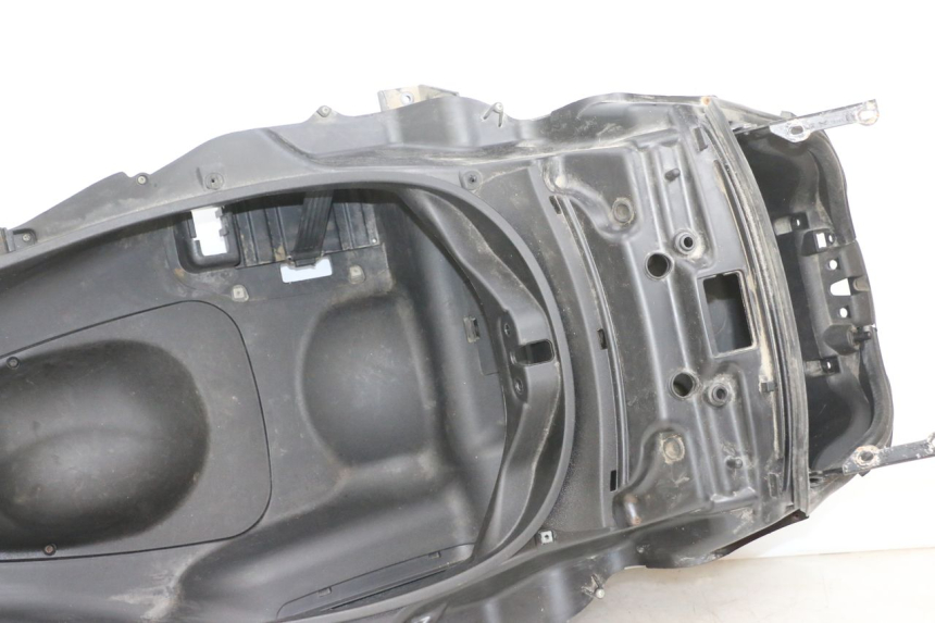 photo de ASIENTO COFRE PIAGGIO MP3 RL 250 (2006 - 2010) - Vista general del producto