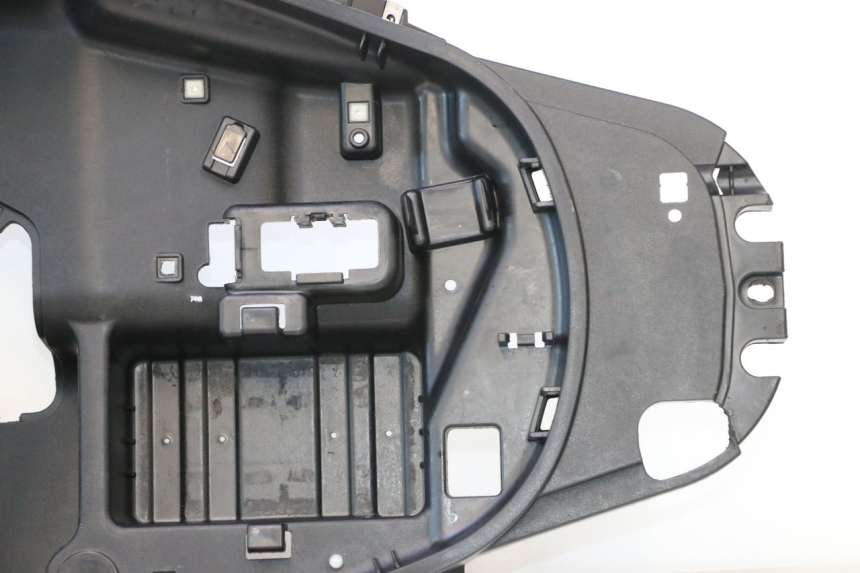 photo de ASIENTO COFRE PIAGGIO MP3 500 (2016 - 2018) - Primer plano de alta resolución