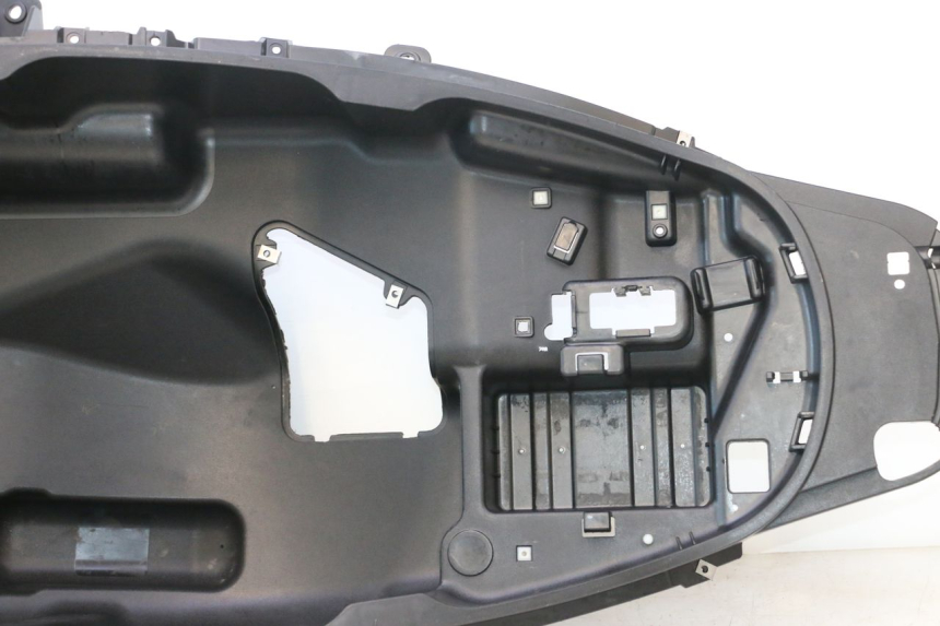 photo de ASIENTO COFRE PIAGGIO MP3 500 (2016 - 2018) - Foto de producto adicional