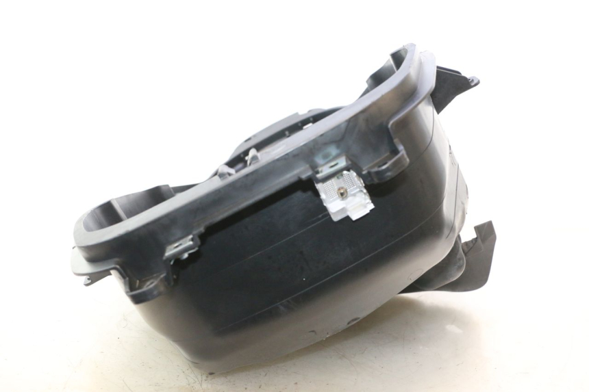 photo de ASIENTO COFRE PIAGGIO MP3 500 (2016 - 2018) - Estado de la superficie y material