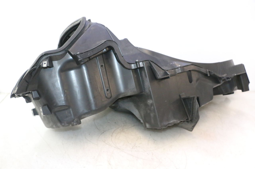 photo de CAJA DEL ASIENTO PIAGGIO MP3 500 (2011 - 2015) - Detalle de la pieza