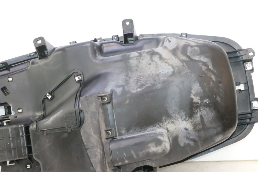 photo de ASIENTO COFRE PIAGGIO MP3 500 (2016 - 2018) - Otra vista del artículo