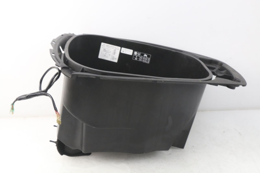 photo de ASIENTO COFRE MBK MW TRYPTIK 125 (2017 - 2022) - Zoom estado de uso