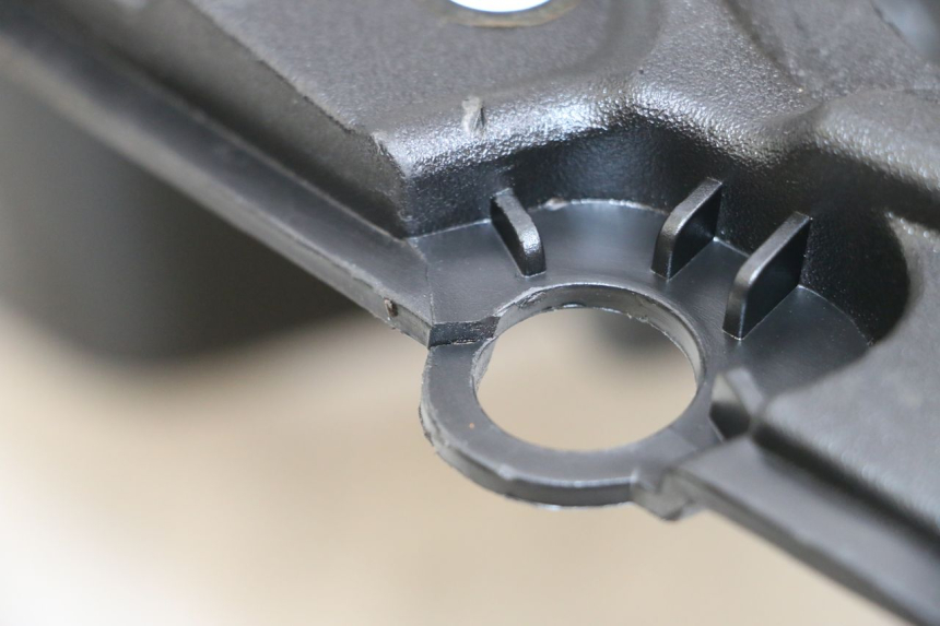 photo de ASIENTO DE ALMACENAMIENTO PIAGGIO NEW TYPHOON 50 (2018 - 2021) - Zoom estado de uso