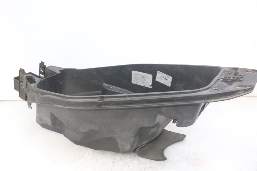 photo de ASIENTO COFRE GILERA NEXUS 125 (2009 - 2013) - Detalles de los puntos de fijación