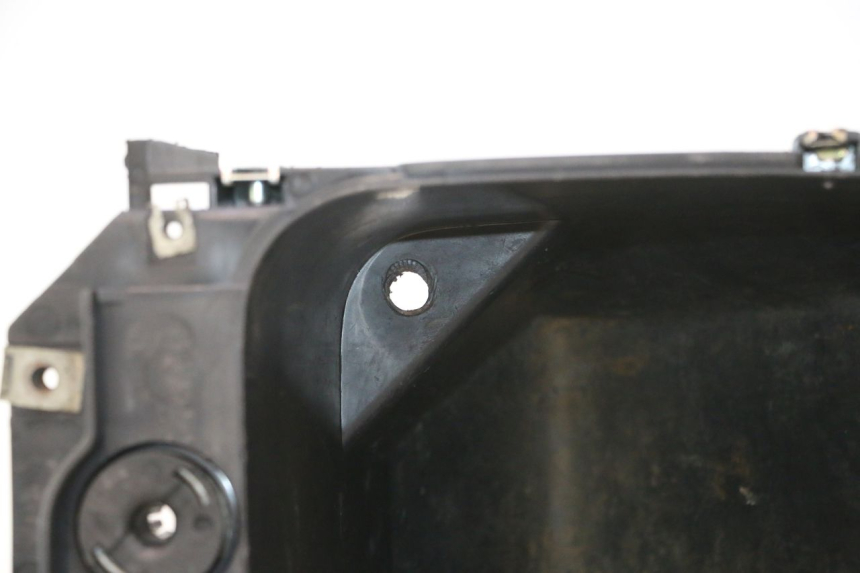 photo de ASIENTO COFRE MBK NITRO 50 (2004 - 2008) - Características distintivas