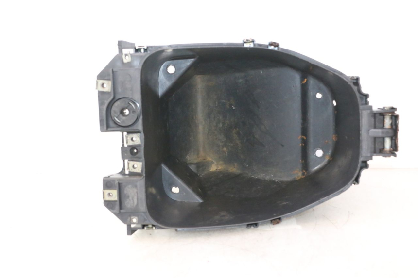 photo de ASIENTO COFRE MBK NITRO 50 (2004 - 2008) - Primer plano de alta resolución