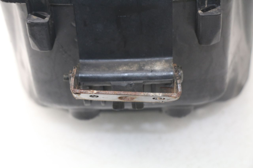 photo de ASIENTO DE ALMACENAMIENTO SYM ORBIT 2 4T 50 (2008 - 2017) - Detalle de la pieza