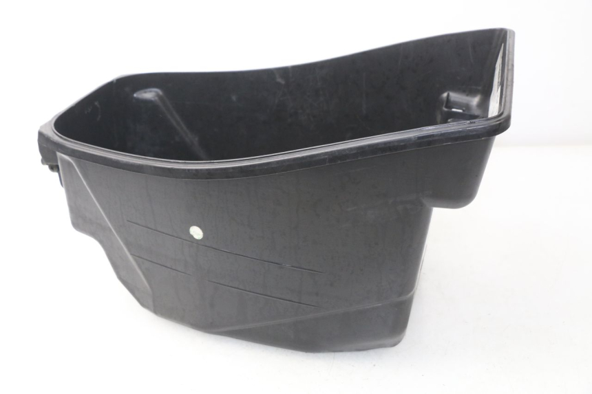 photo de ASIENTO DE ALMACENAMIENTO SYM ORBIT 2 4T 50 (2008 - 2017) - Otra perspectiva