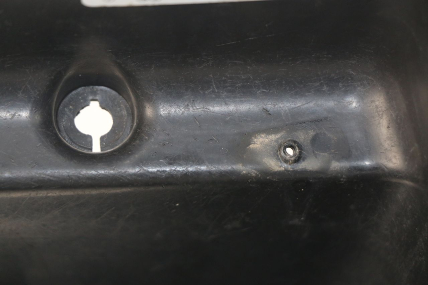 photo de ASIENTO DE ALMACENAMIENTO SYM ORBIT 2 4T 50 (2008 - 2017) - Detalle de la pieza