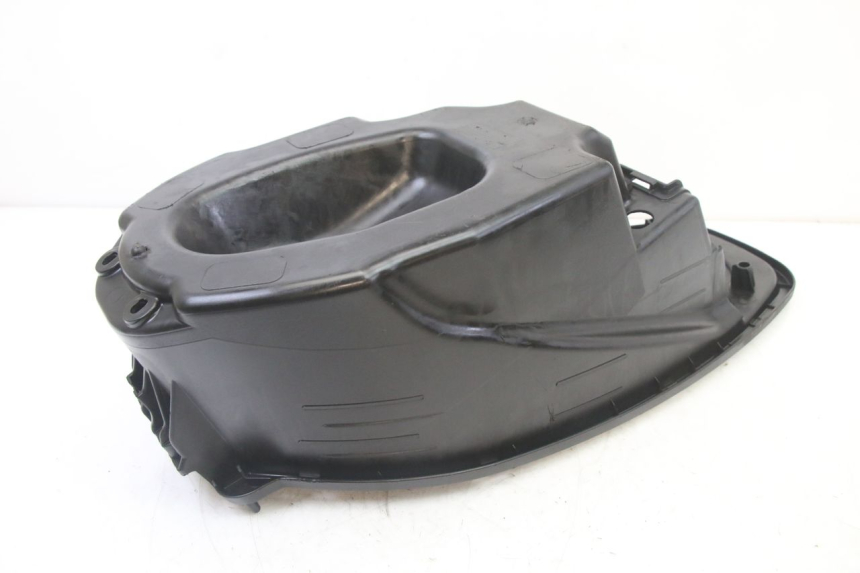 photo de ASIENTO COFRE SYM ORBIT III 3 4T 50 (2021 - 2025) - Detalles de los puntos de fijación