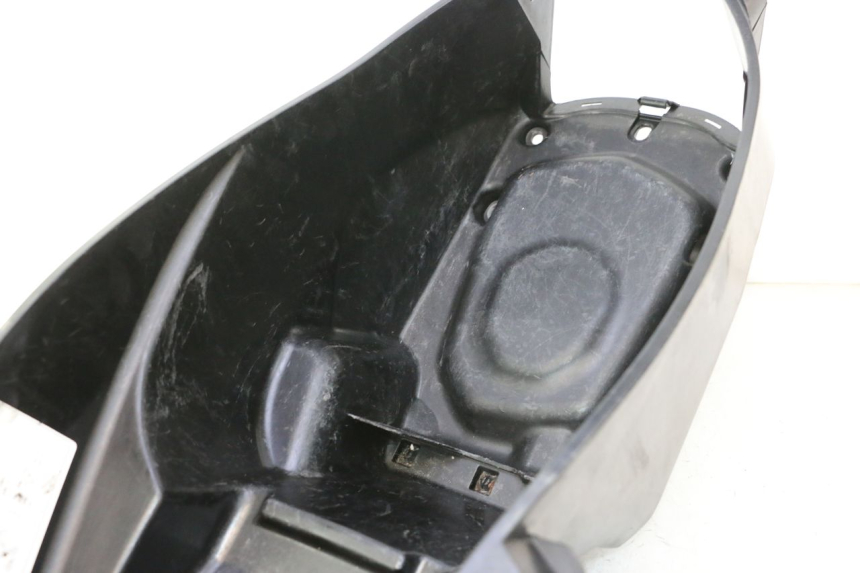 photo de ASIENTO COFRE HONDA PCX (JF28) 125 (2009 - 2011) - Primer plano técnico