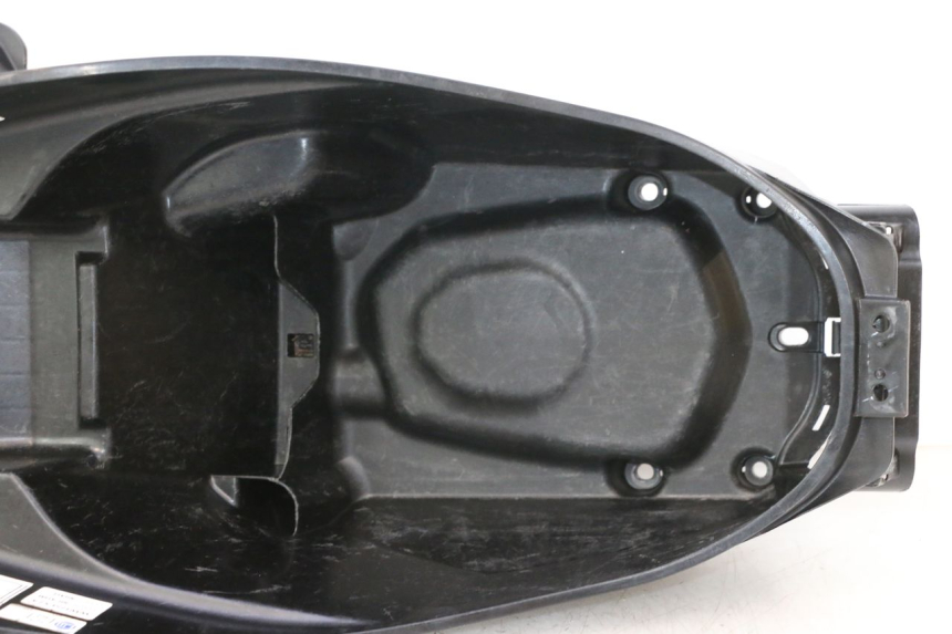photo de ASIENTO COFRE HONDA PCX (JF28) 125 (2009 - 2011) - Marcados y referencias originales