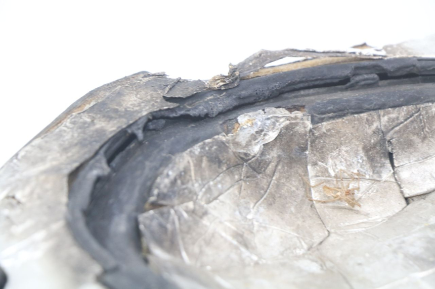 photo de ASIENTO DE ALMACENAMIENTO KYMCO PEOPLE 250 (2004 - 2008) - Zoom estado de uso