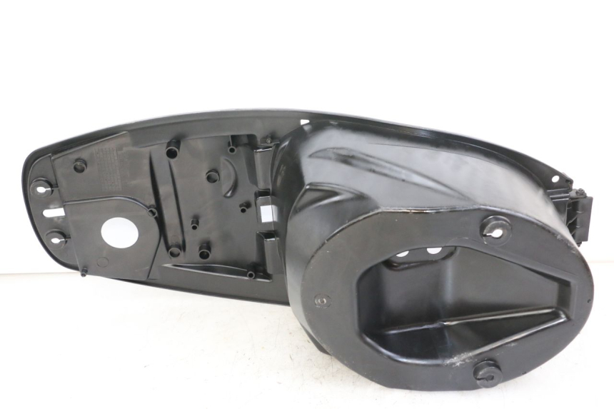 photo de ASIENTO DE ALMACENAMIENTO PEUGEOT BELVILLE 125 (2017 - 2021) - Detalle de la pieza