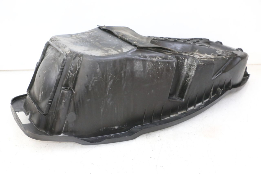 photo de ASIENTO DE ALMACENAMIENTO PEUGEOT CITYSTAR 50 (2013 - 2017) - Detalle de la pieza