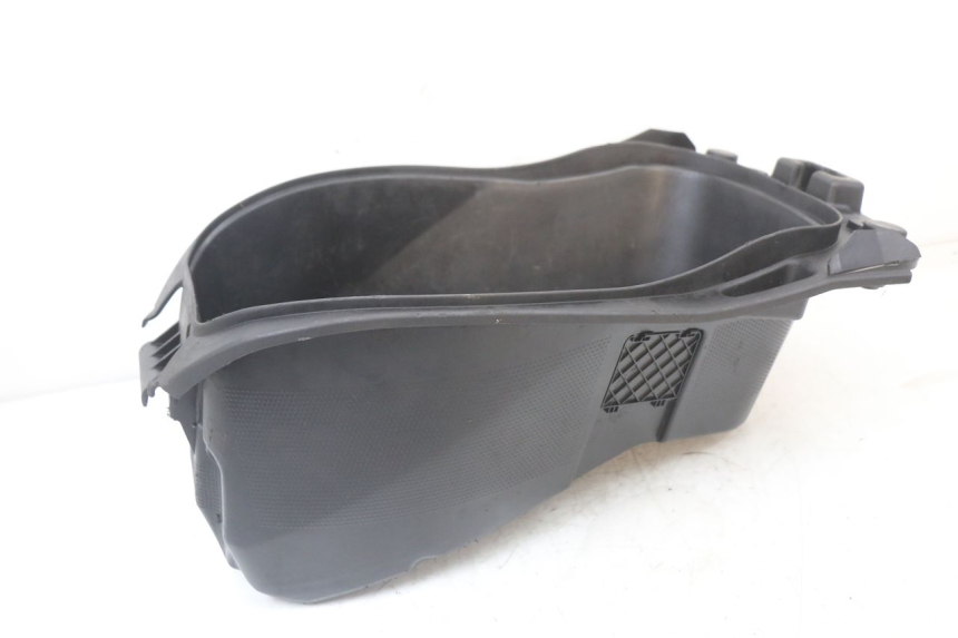 photo de ASIENTO COFRE PEUGEOT DJANGO 125 (2014 - 2017) - Zoom estado de uso