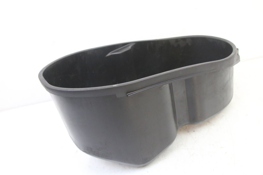 photo de ASIENTO DE ALMACENAMIENTO PIAGGIO VESPA GRANTURISMO 125 (2003 - 2007) - Otra perspectiva