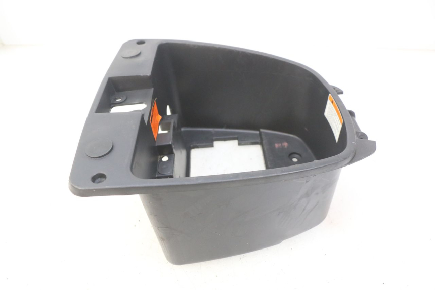 photo de ASIENTO DE ALMACENAMIENTO RED ELECTRIC RED E PRO 1 (2017 - 2019) - Primer plano técnico