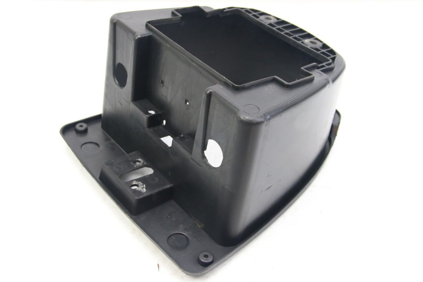 photo de ASIENTO DE ALMACENAMIENTO RED ELECTRIC RED E PRO 1 (2017 - 2019) - Detalles de los puntos de fijación