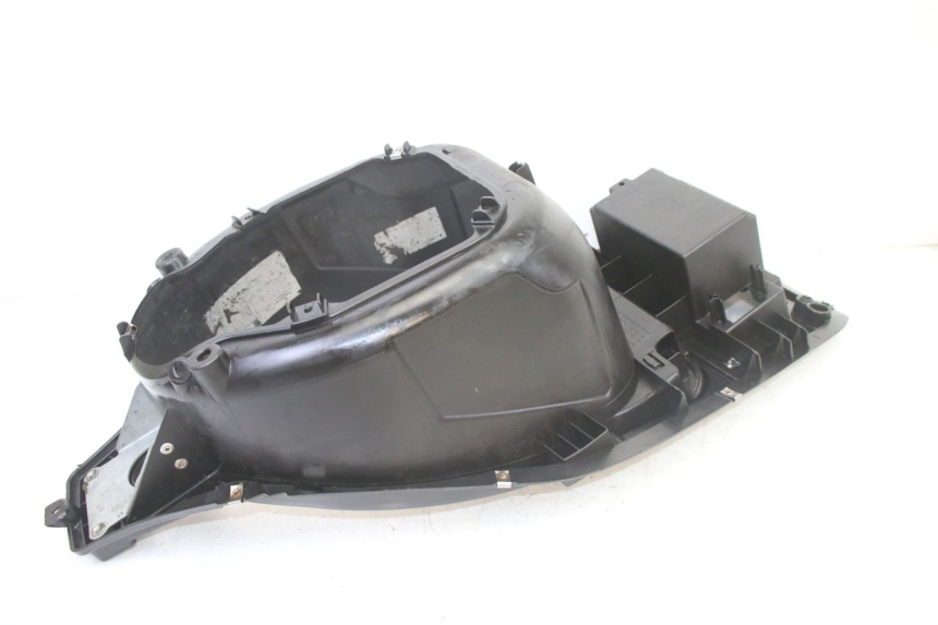 photo de ASIENTO COFRE GILERA RUNNER SP 50 (2006 - 2008) - Detalles de los puntos de fijación