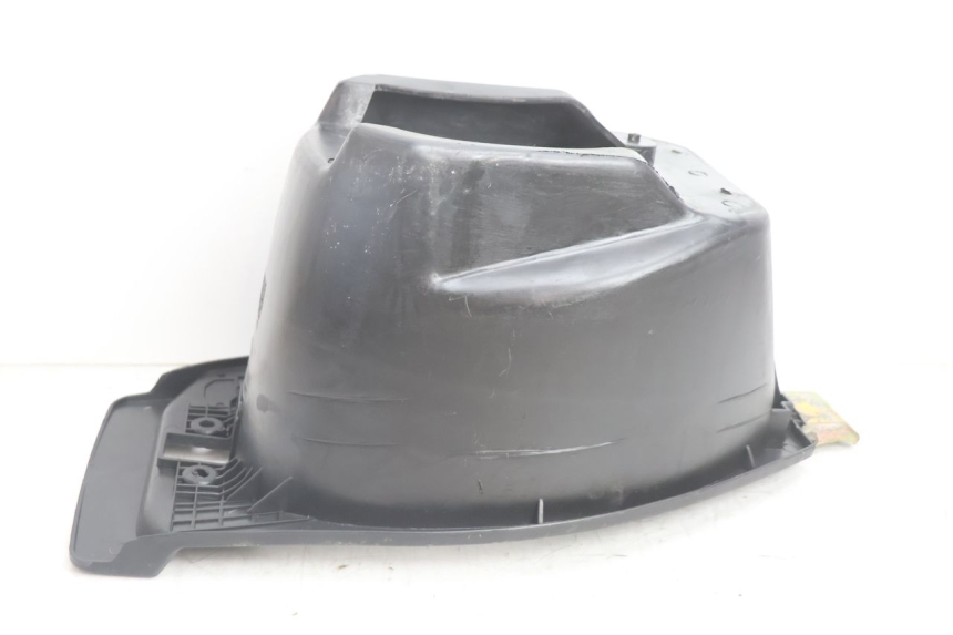 photo de CAJA DEL ASIENTO KEEWAY RY6 2T 50 (2011 - 2019) - Primer plano técnico