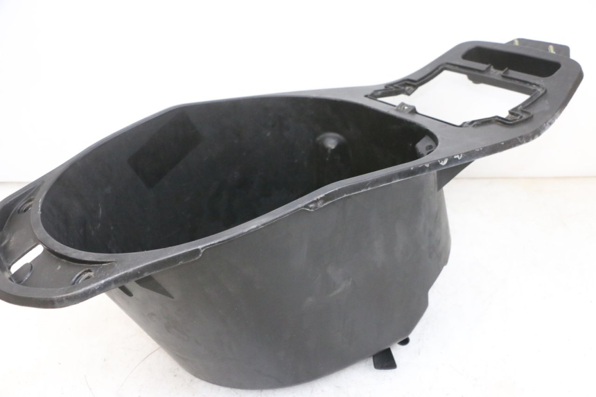 photo de BAÚL DE ASIENTO DAELIM S1 125 (2007 - 2016) - Primer plano técnico