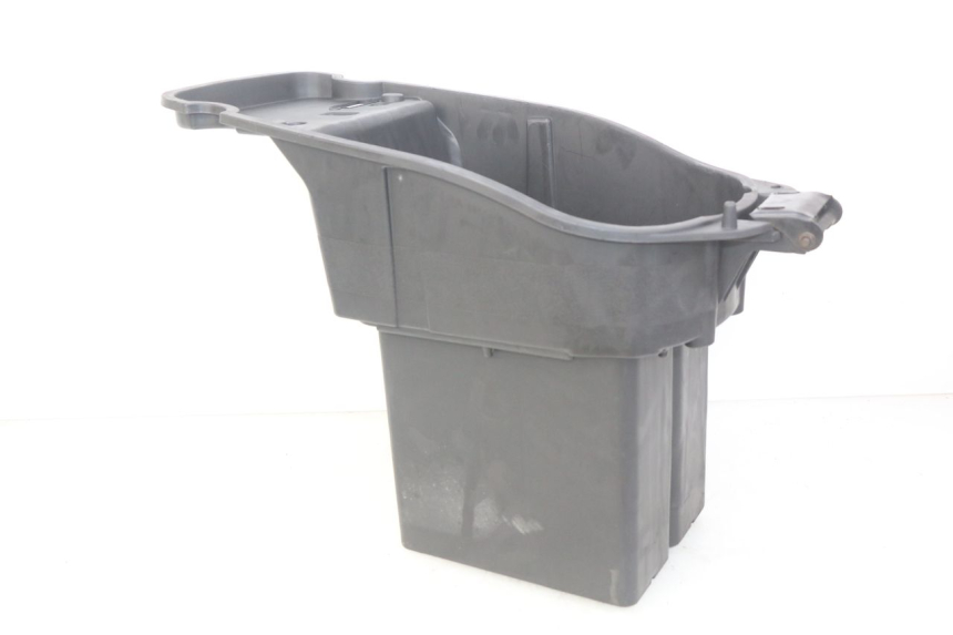 photo de CAJA DEL ASIENTO LVNENG S5 1 (2019 - 2023) - Detalles de los puntos de fijación