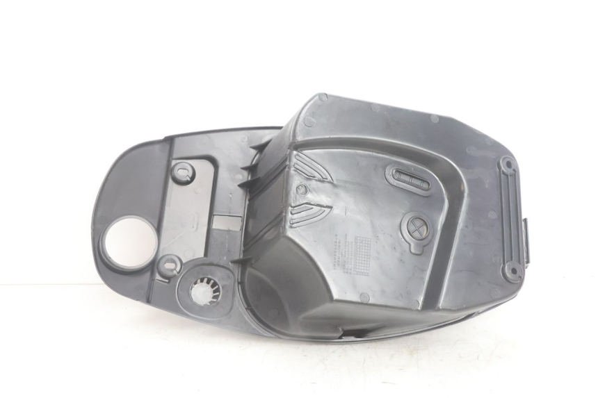 photo de ASIENTO COFRE JM MOTORS SANTANA EVO 50 (2024 - 2026) - Estado de la superficie y material