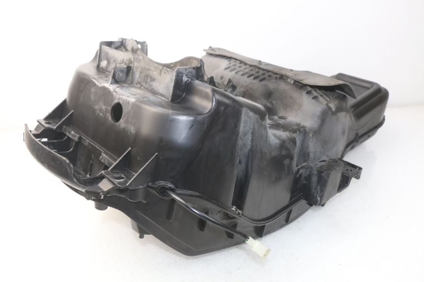 photo de ASIENTO COFRE PEUGEOT SATELIS 500 (2007 - 2013) - Detalle de la pieza