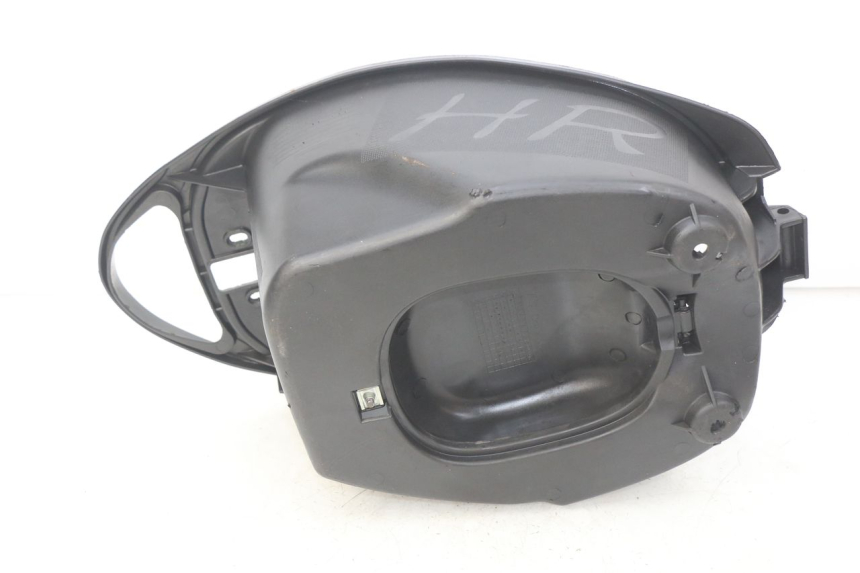 photo de CAJA DEL ASIENTO JM MOTORS SC 4T 50 (2012 - 2017) - Detalle de la pieza