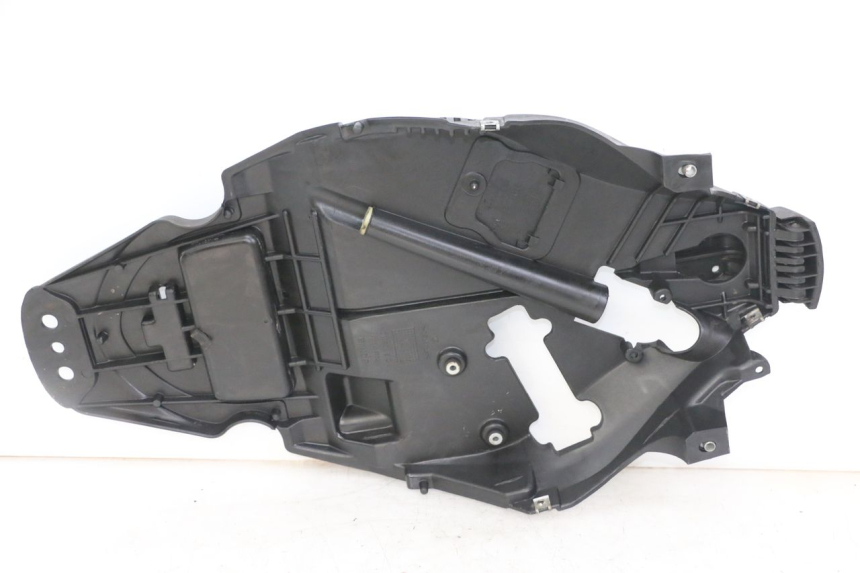 photo de ASIENTO COFRE APRILIA SCARABEO GT TOURING 125 (1999 - 2005) - Zoom estado de uso