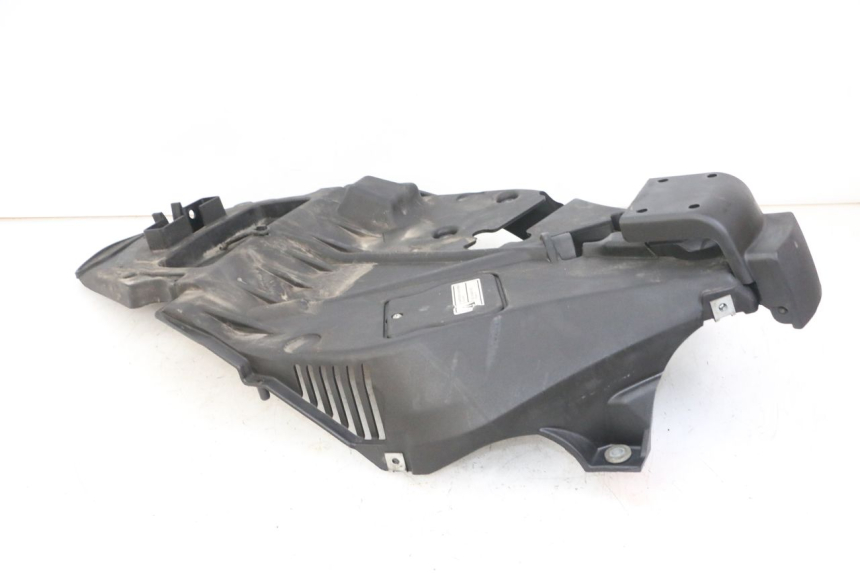 photo de ASIENTO COFRE APRILIA SCARABEO GT TOURING 125 (1999 - 2005) - Primer plano técnico