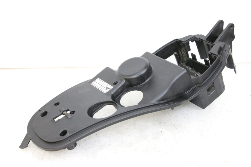 photo de ASIENTO DE ALMACENAMIENTO APRILIA SCARABEO 100 (2003 - 2012) - Otra perspectiva