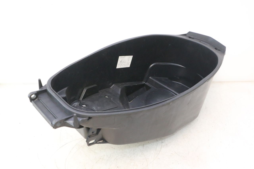 photo de ASIENTO COFRE FYM SCOOTERONE 125 (2006 - 2008) - Otra perspectiva