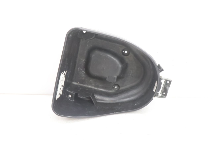 photo de ASIENTO COFRE HONDA SH 125 (2001 - 2003) - Primer plano técnico
