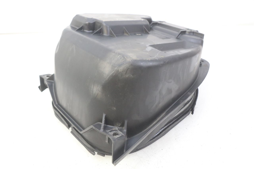 photo de CAJA DEL ASIENTO SUZUKI SIXTEEN 125 (2008 - 2010) - Otra perspectiva