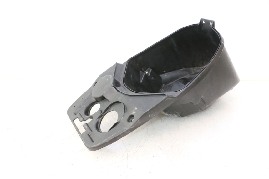 photo de ASIENTO DE ALMACENAMIENTO PEUGEOT SPEEDFIGHT LC 50 (1996 - 2002) - Primer plano técnico