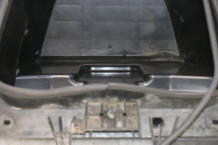 photo de ASIENTO COFRE CAN-AM SPYDER RS 1000 (2008 - 2012) - Marcados y referencias originales
