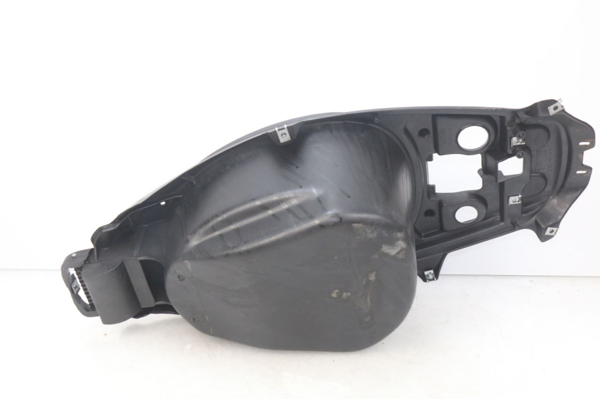 photo de CAJA DEL ASIENTO APRILIA SR LC 50 (1997 - 2004) - Estado de la superficie y material