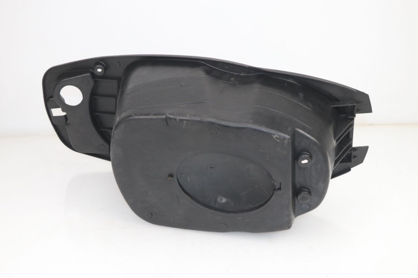 photo de ASIENTO COFRE PEUGEOT SUM UP 125 (2008 - 2013) - Detalles de los puntos de fijación