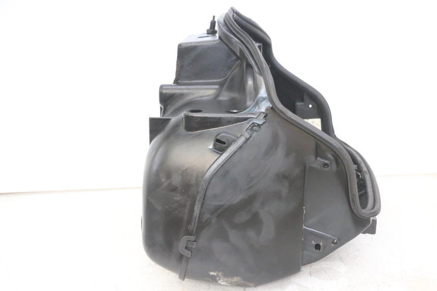 photo de ASIENTO COFRE PIAGGIO SUPER LX 125 (2000 - 2003) - Detalles de los puntos de fijación